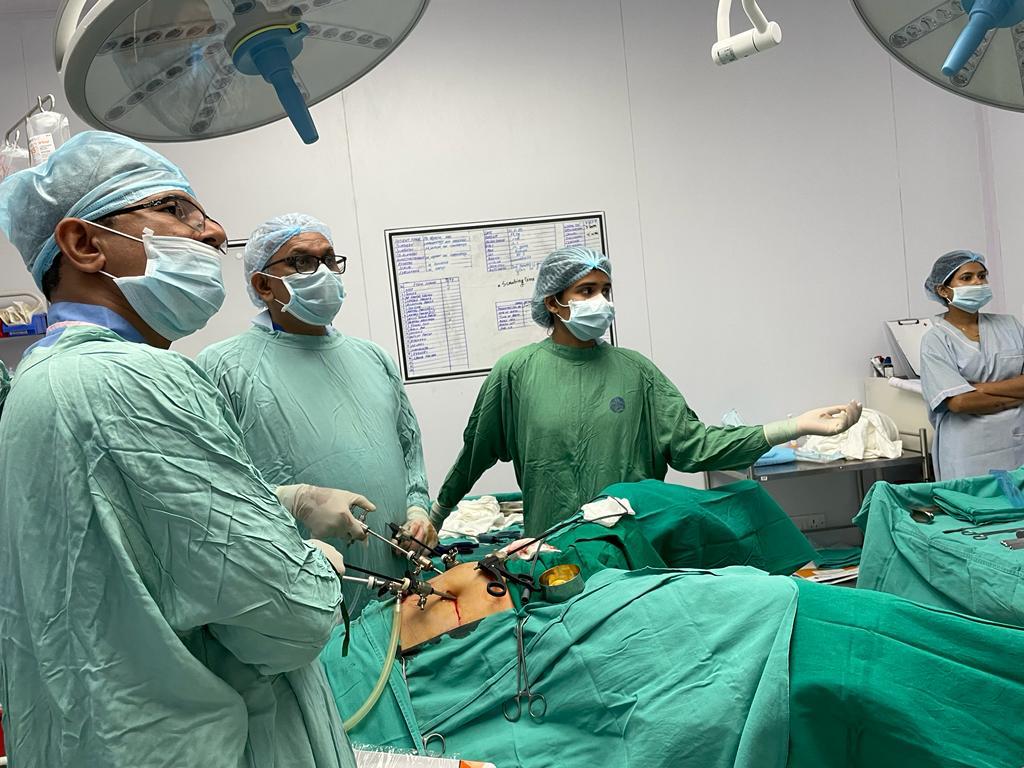 laparoscopic hysterectomy cost