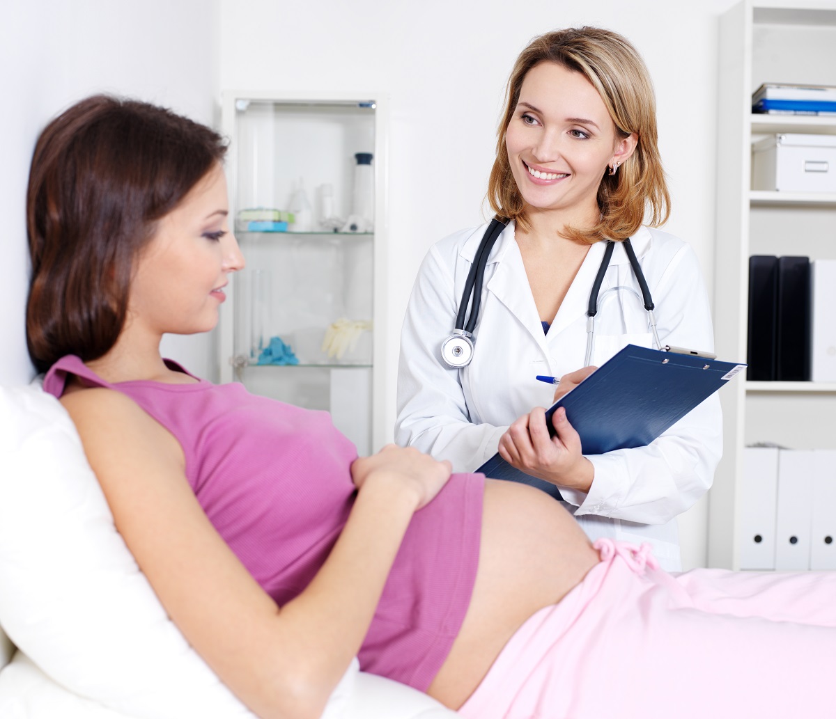 high-risk pregnancy specialist in Kolkata 